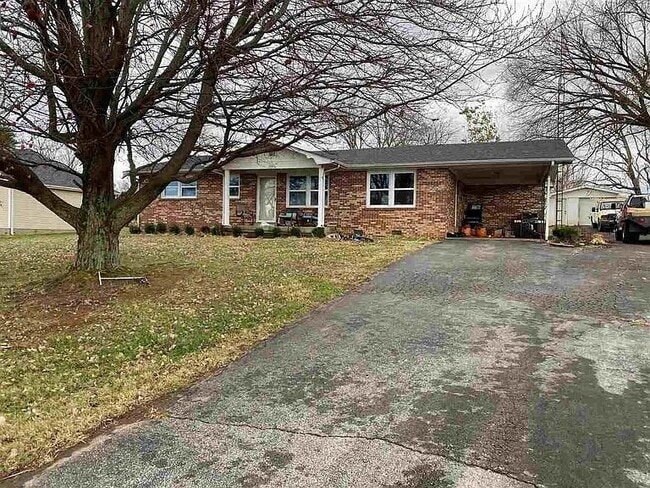 Photo - 9990 Alvaton Rd