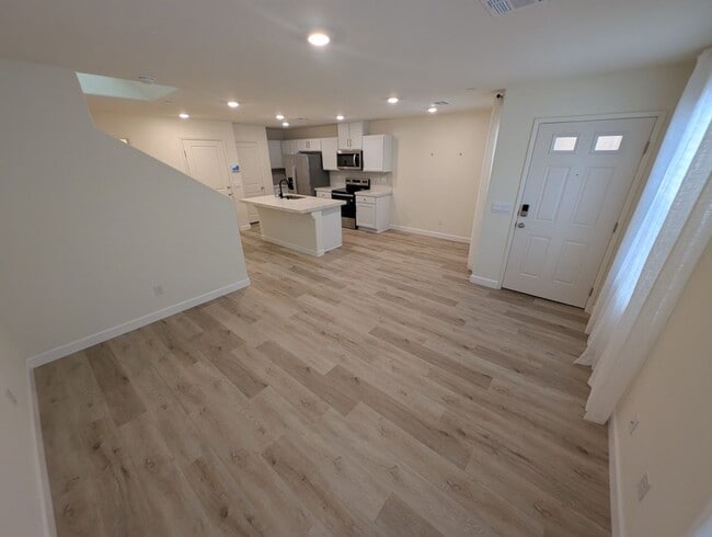 Photo - 6957 Stafford Hl St
