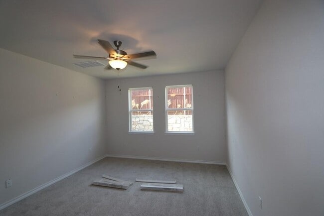 Photo - 15704 Singh Dr