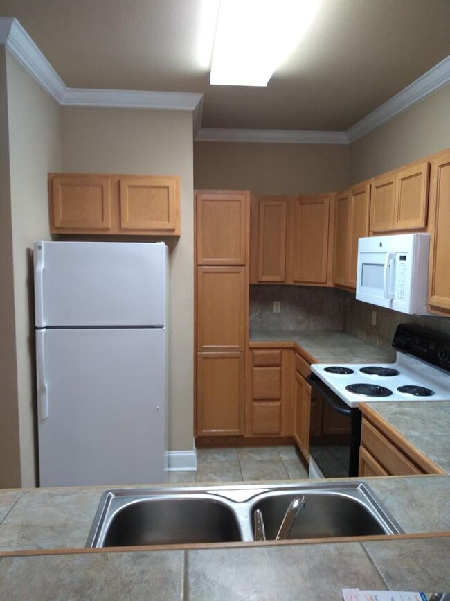 Photo - 301 Penny Ln Unit 301-3