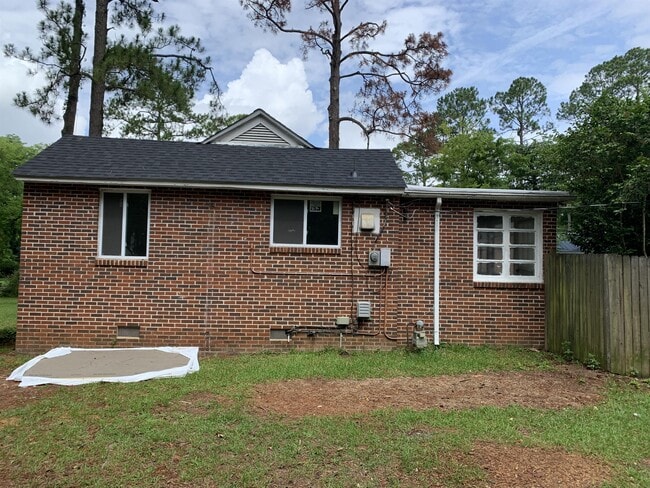 1133 Mary Ave