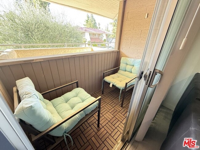 Photo - 2857 N Los Felices Rd Unit 207