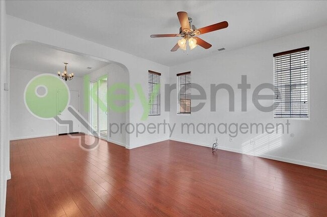 Photo - 10923 Oakham Dr