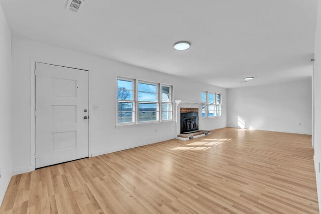 Photo - Spacious 3BR Ranch on Over Half an Acre in Seneca! $1,700/mo rent