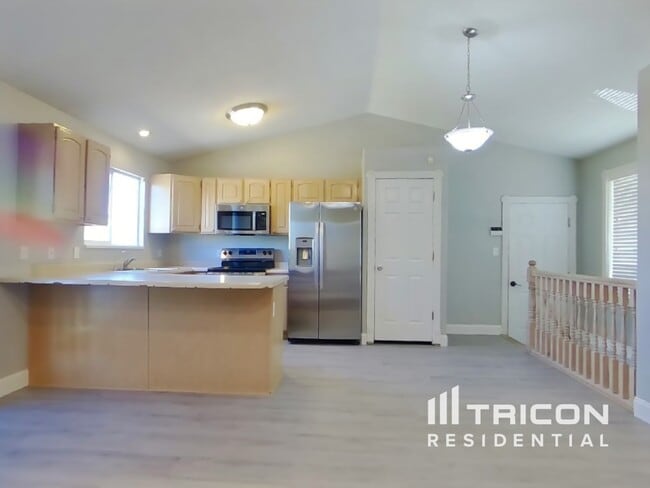 Photo - 485 E 1250 S