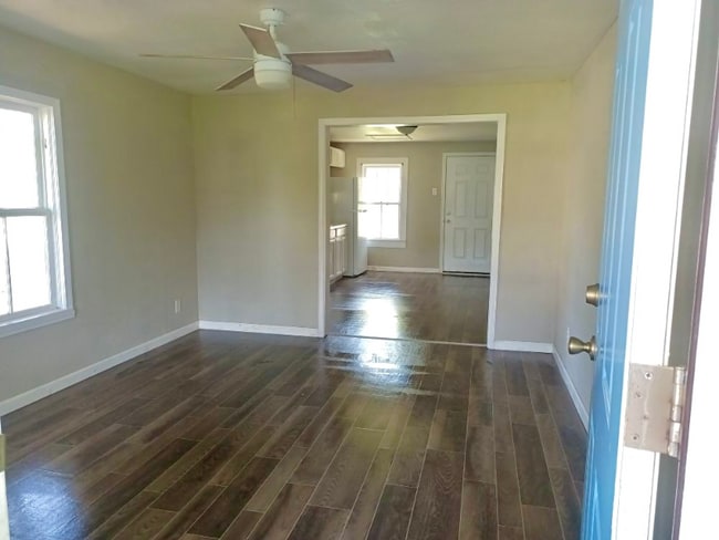 503 Guilbeau Ln