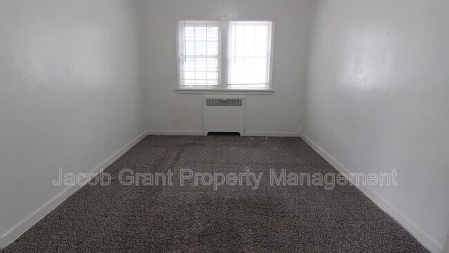 Photo - 158 S 10th Ave