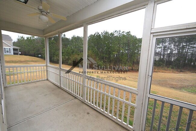 Photo - 1112 Garden Square Ln