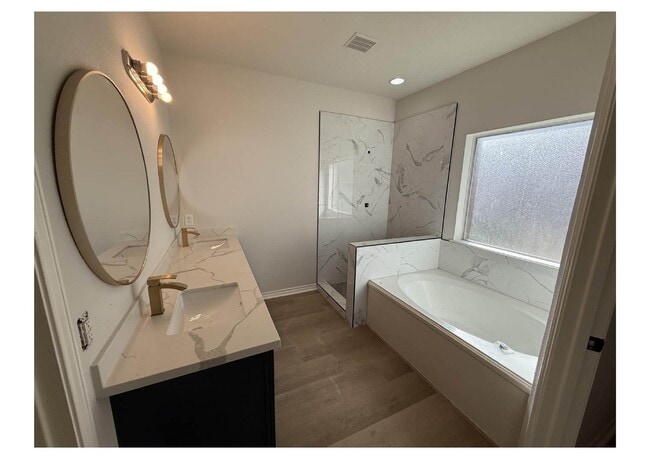 Photo - 4106 Forest Rain Ln