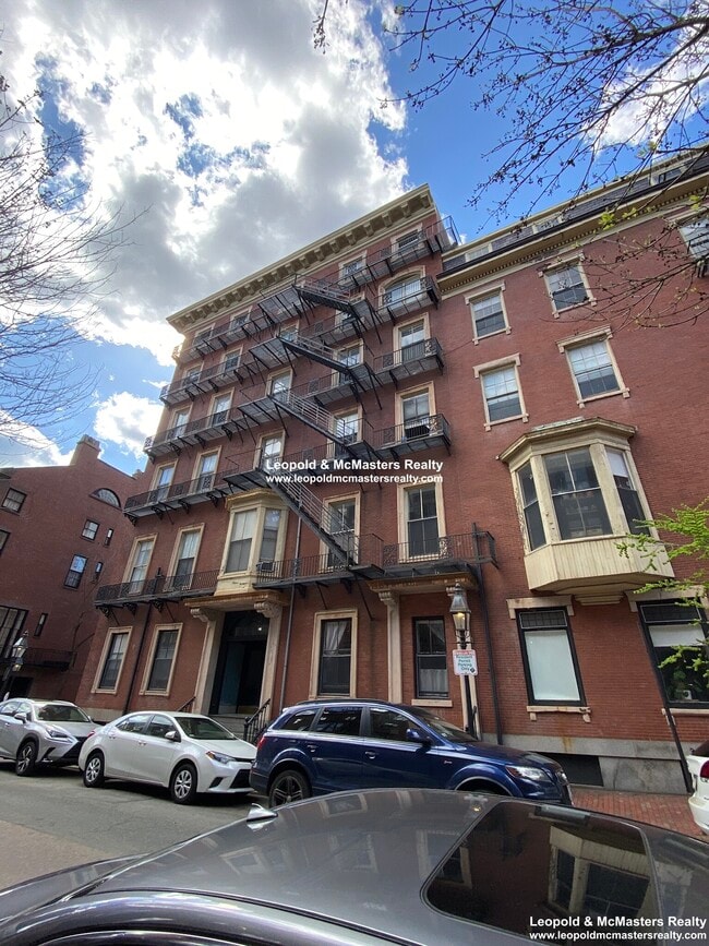 Photo - 25 Mount Vernon St Unit B1