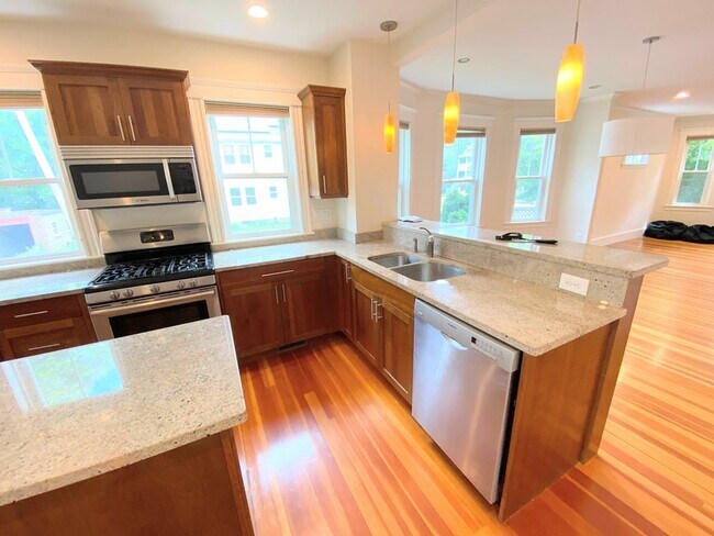 Photo - 351 Walden St Unit 1