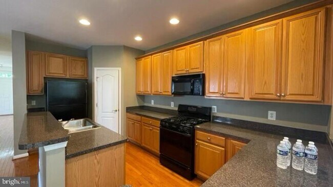 Photo - 43326 Columbus St