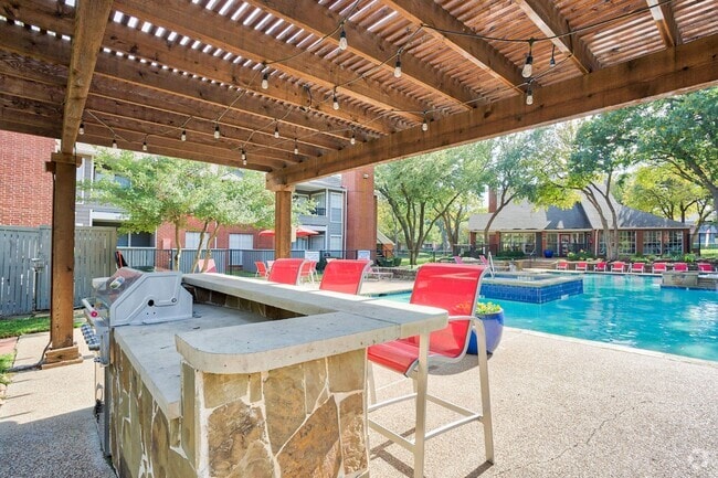 Building Photo - The Trails Apartments