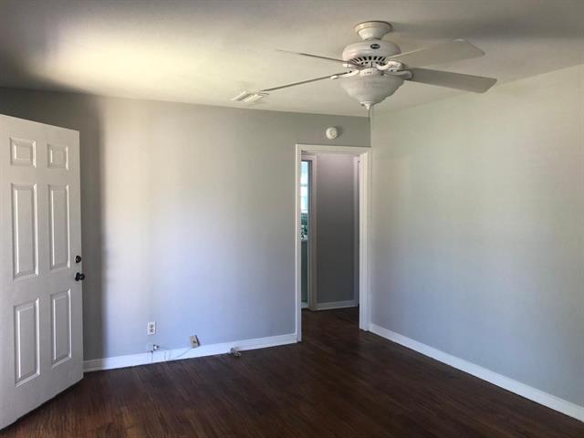 Photo - 3984 Park Ln