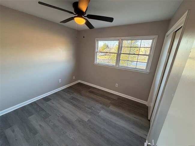 Photo - 350 Southlawn Dr