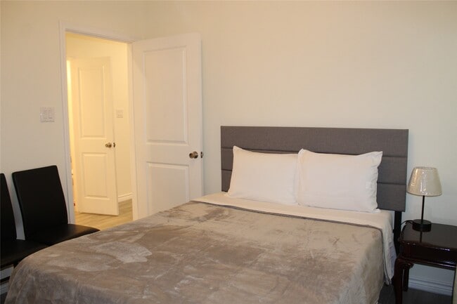 Photo - 16625 E Lynbrook