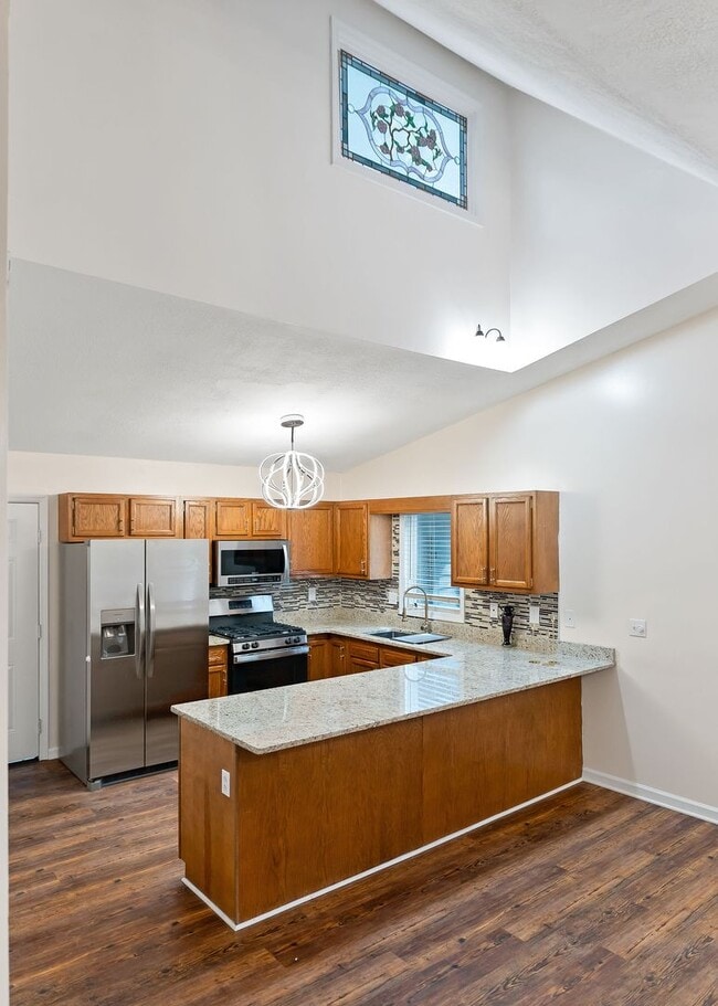 Photo - Location, location, location! 3 bedroom / 2 bath remodeled home in the middle of Fairfield Glade ...