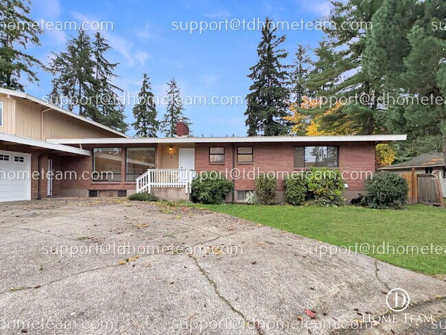 Photo - "Spacious 4-Bedroom Duplex with 2 Full Bat... Unit B