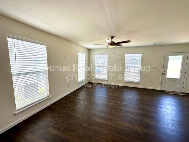 Photo - 5585 Walden Ridge Dr