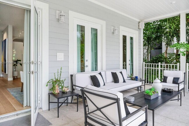 Photo - 745 NE 77th St