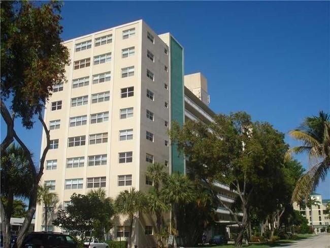 Photo - 2555 NE 11th St Unit 902