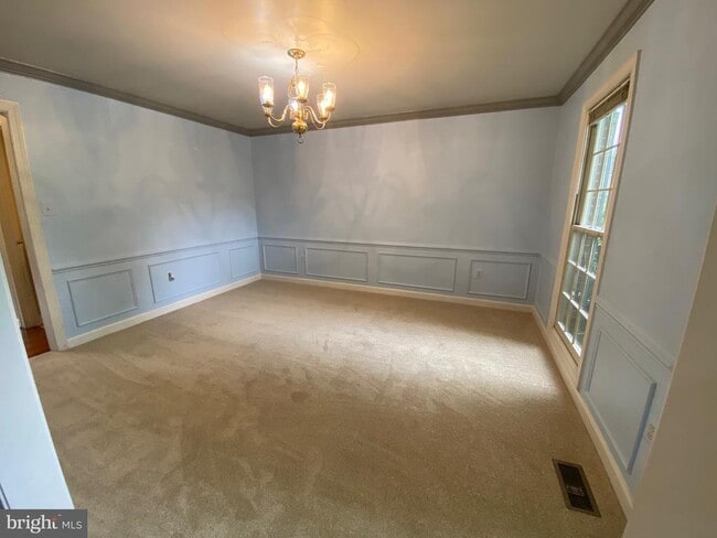 Photo - 9621 Bainbridge Ct