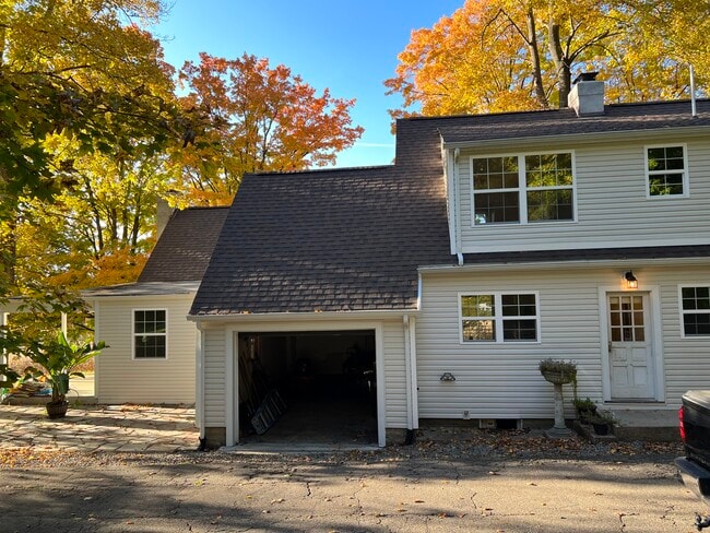 Photo - 16152 Glen Rd