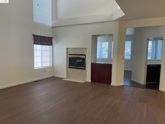 Photo - 2627 Cherry Hills Dr