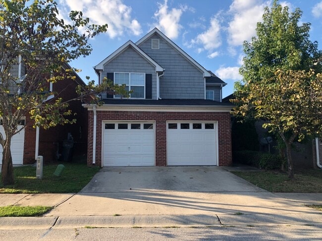 Building Photo - Welcome to this cozy and conveniently located 3-bedroom, 2.5-bathroom home in McDonough, GA.