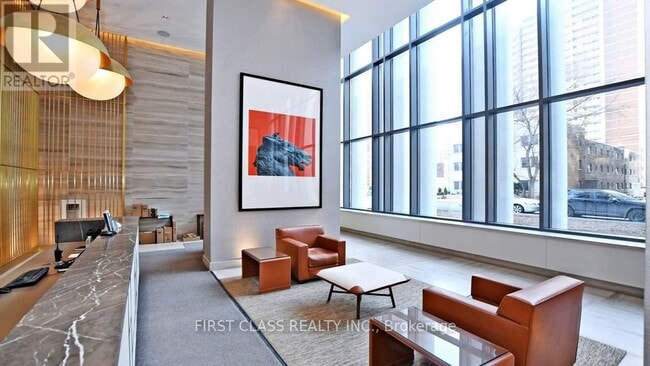 Photo - 50 Charles St E Unit LPH5403