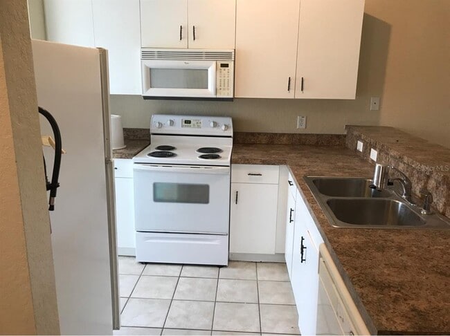 Photo - 17201 Indian Creek Dr Unit 17201