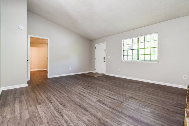 Photo - 4114 Red Laurel Way SW