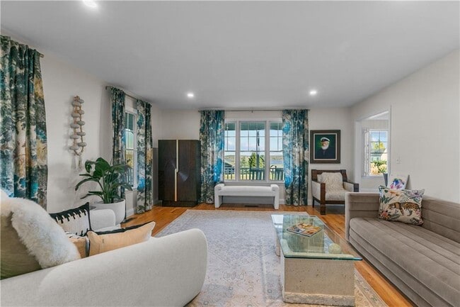 Photo - 137 Prospect Ln