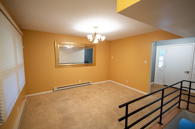 Photo - 1211 Joliet Rd