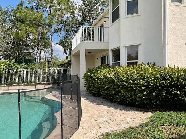 Photo - 9091 Dupont Pl