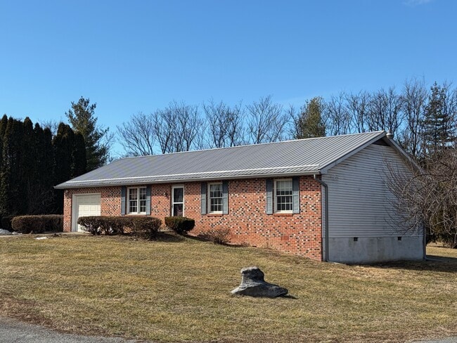 Photo - 126 Upshur Dr