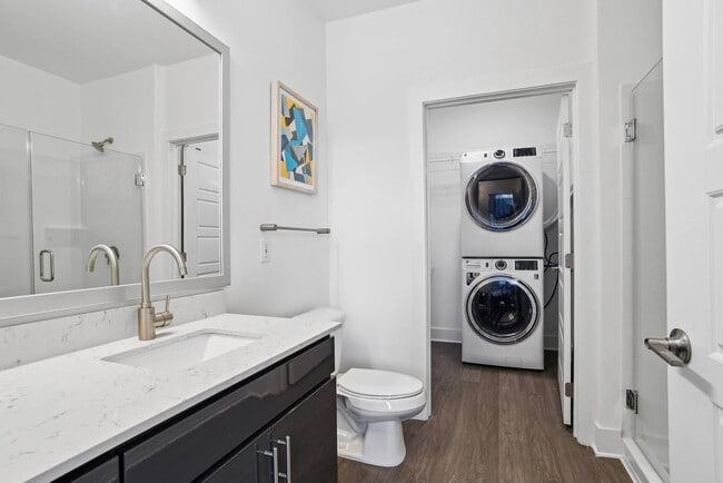 Link Apartments® Mint Street