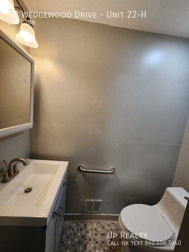 Photo - 22 Wedgewood Dr Unit 22-H