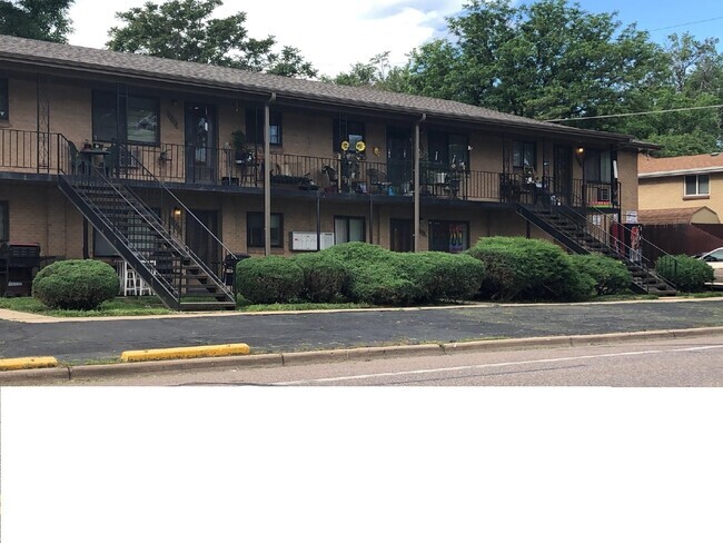 Building Photo - 2-Bedroom apartment 762 sq.ft  in Lakewood