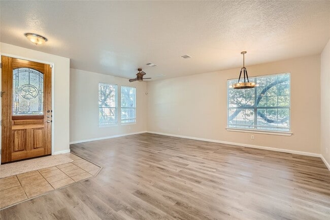 22302 Mesa Path