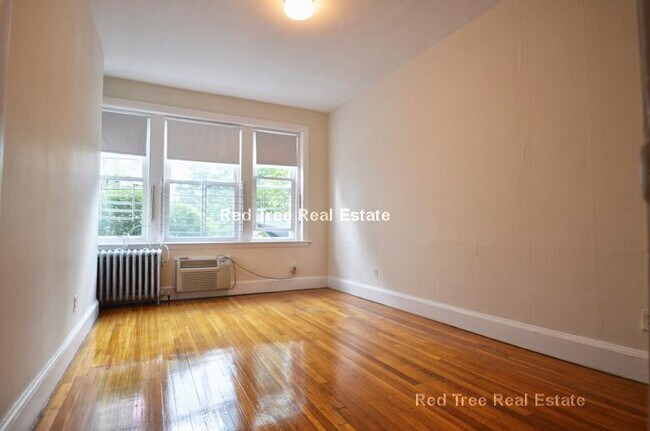 Photo - 33 Lancaster Terrace Unit 106