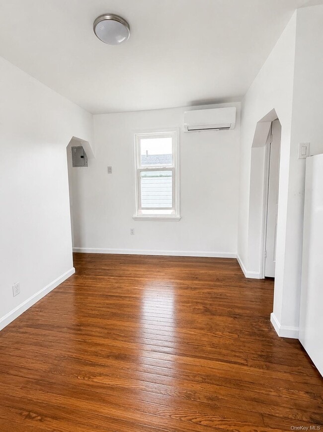 826 Wilcox Ave Unit 2