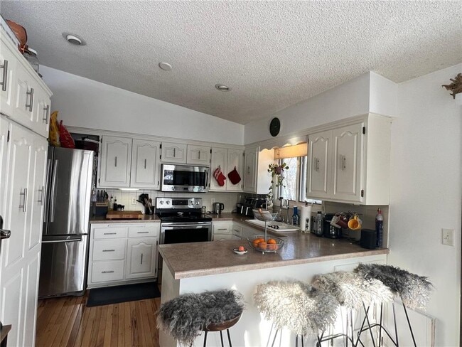 Photo - 520 Lake Summit Ct