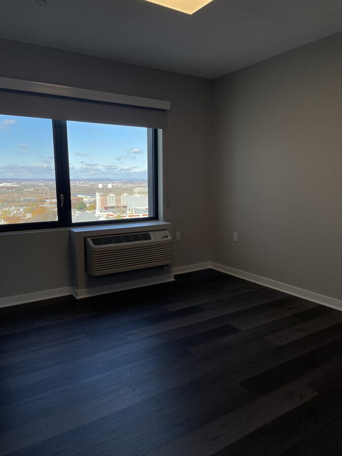 Bergenline Avenue, West New York, NJ 07093... Condo Unit 2 Condo for
