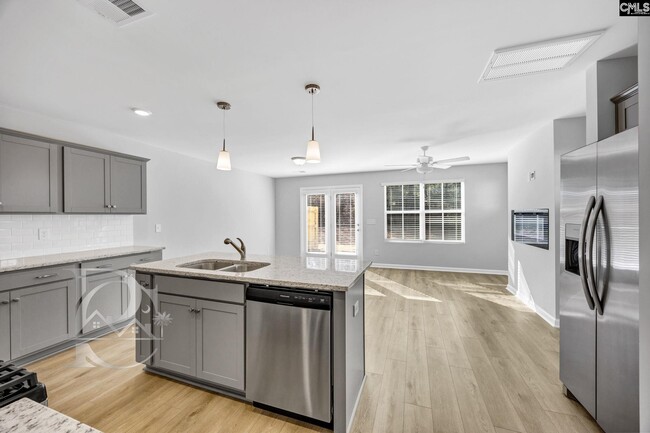 Photo - 419 Nutsedge Ct