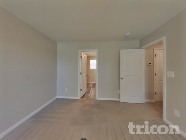 Photo - 518 Sylvia St