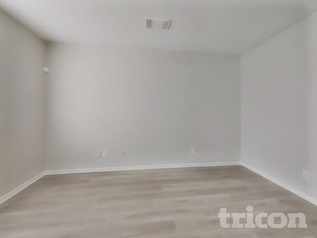 Photo - 21526 Lovis Way