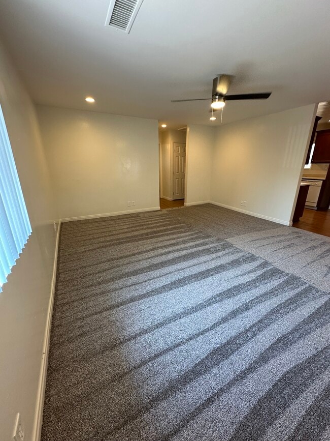 Photo - 1364 Marline Ave