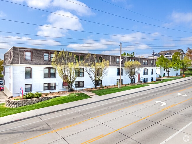Photo - Fieldhouse View Apartments