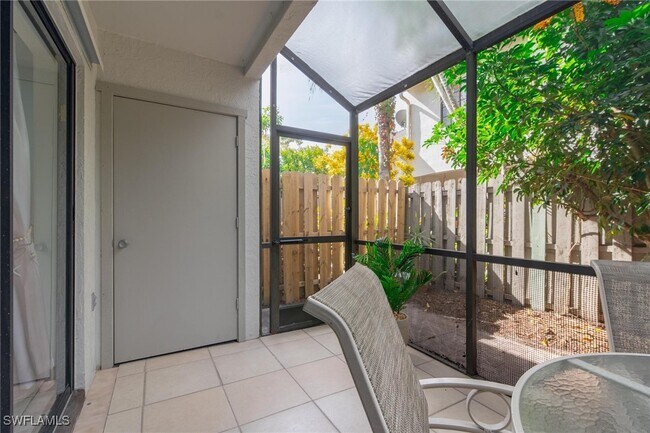 Photo - 860 Meadowland Dr